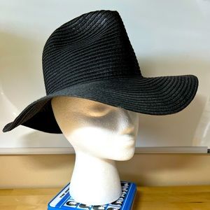 Madewell straw wide brim hat. Sz S/M - 21.5” Black